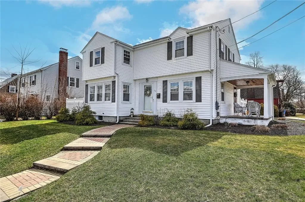 78 Fairfield Road Cranston RI 02910