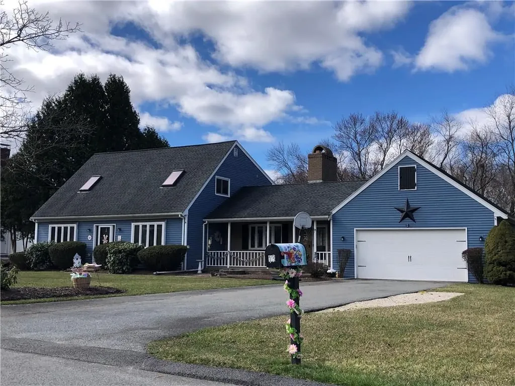 13 Valley Stream Drive Cumberland RI 02864