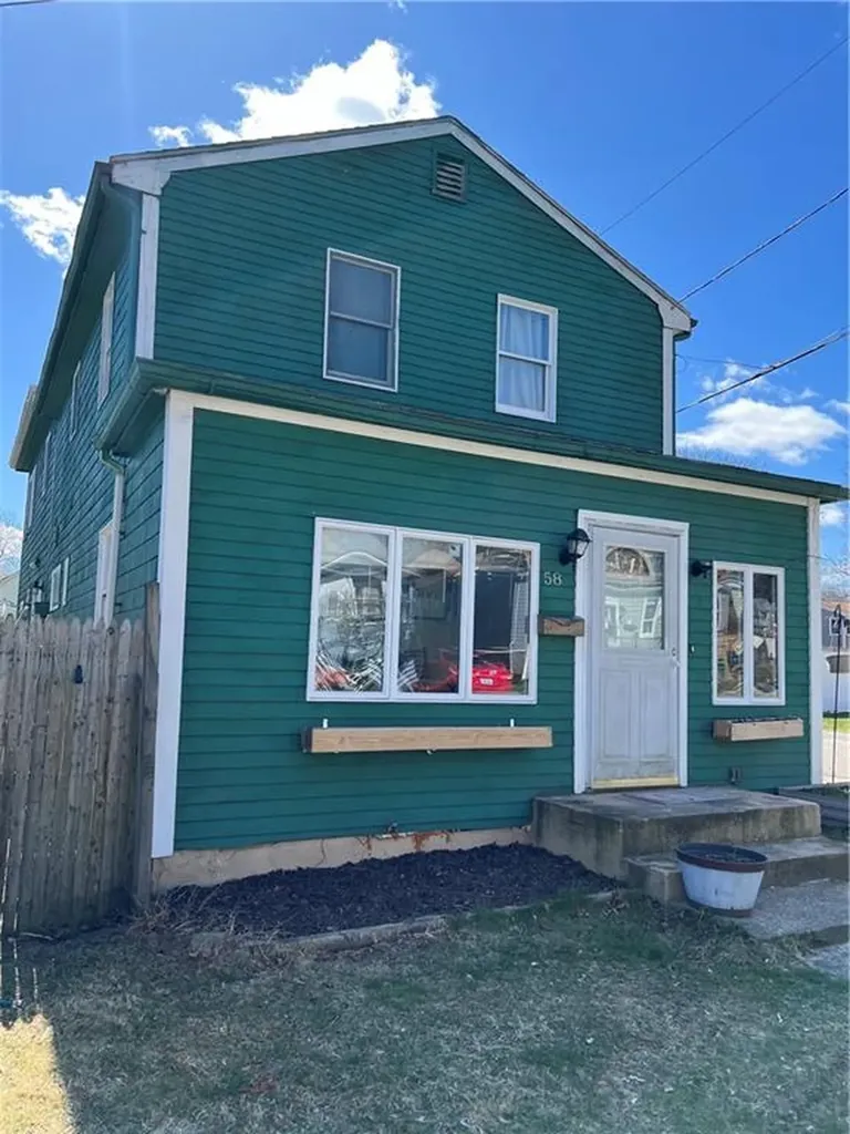 58 Pender Avenue Warwick RI 02889