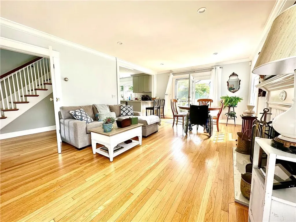 58 Eustis Avenue Newport RI 02840
