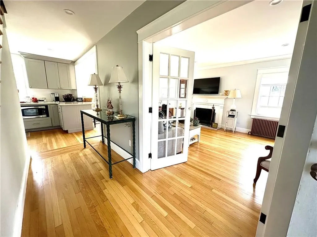58 Eustis Avenue Newport RI 02840