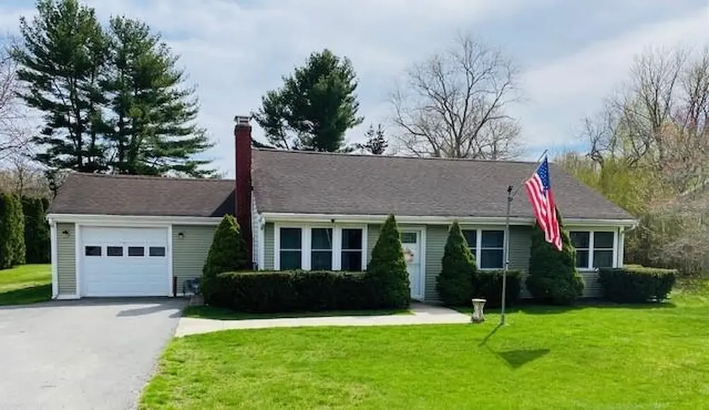 616 County Road Barrington RI 02806