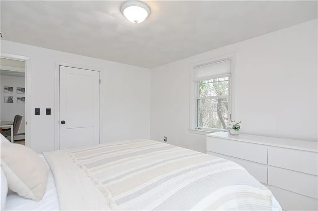 20 Rowena Drive Johnston RI 02919