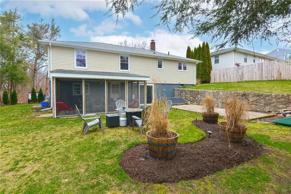 20 Rowena Drive Johnston RI 02919