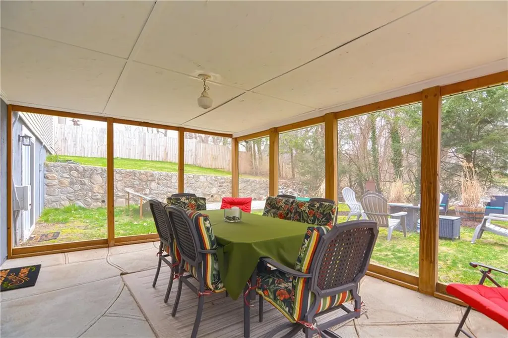 20 Rowena Drive Johnston RI 02919