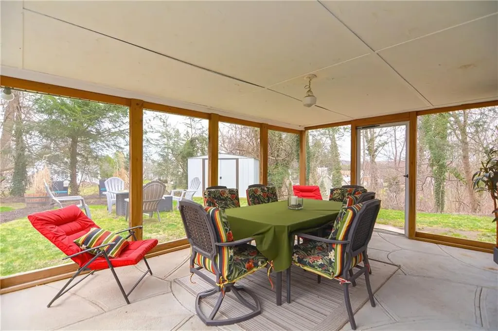 20 Rowena Drive Johnston RI 02919