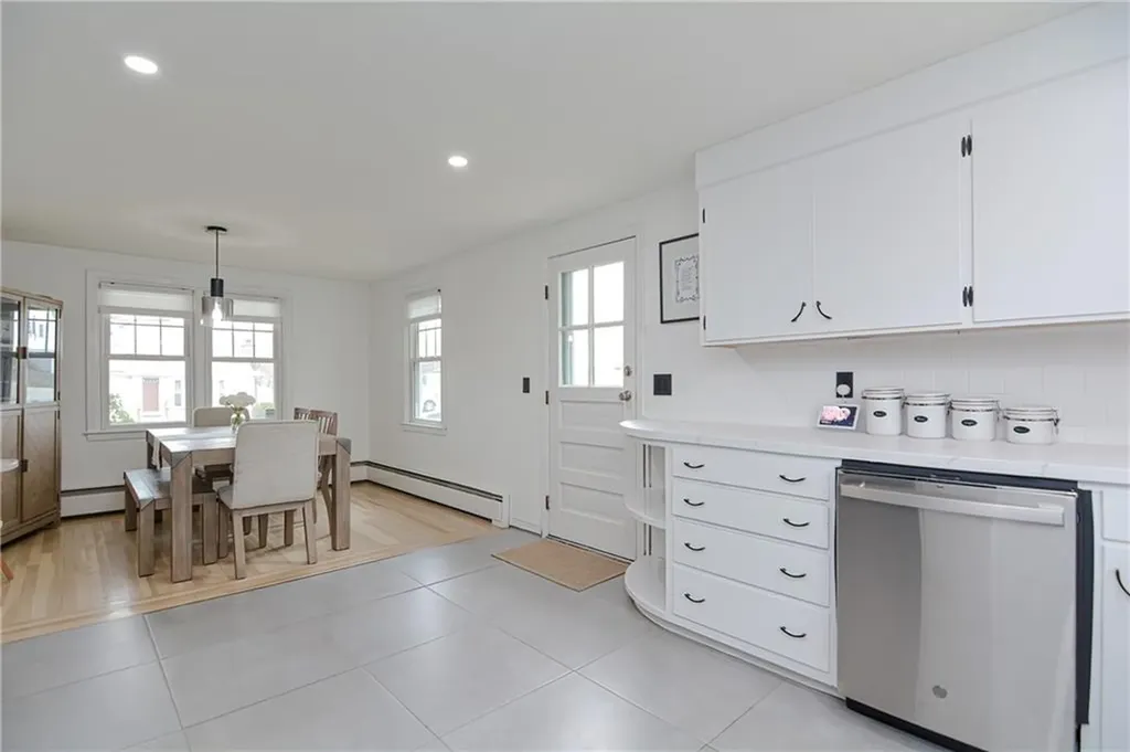 20 Rowena Drive Johnston RI 02919