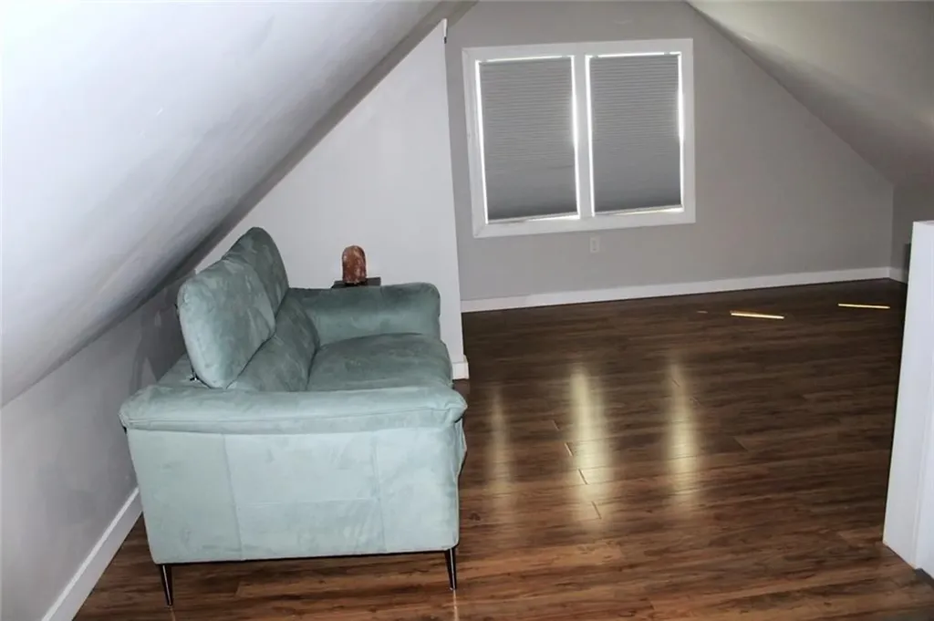 814 Pontiac Avenue Cranston RI 02910