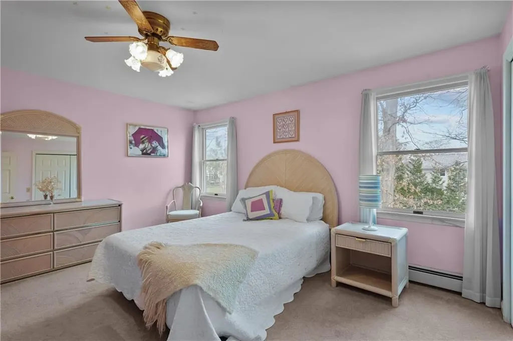 40 Bakewell Court Cranston RI 02921