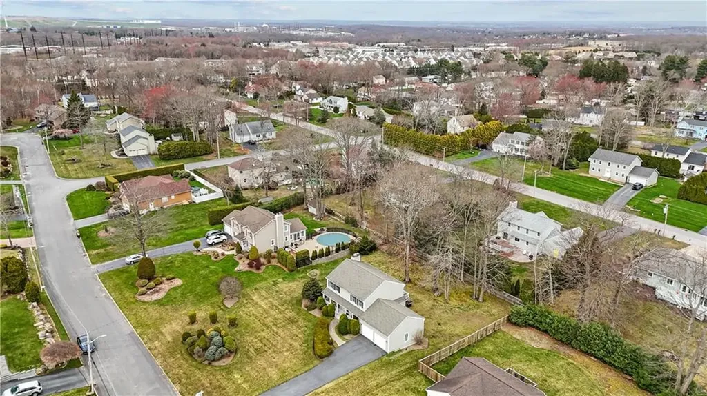 40 Bakewell Court Cranston RI 02921