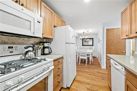 72 West Side Road Block Island RI 02807