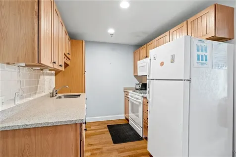 72 West Side Road Block Island RI 02807