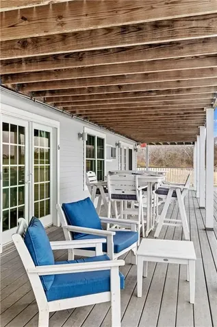 72 West Side Road Block Island RI 02807