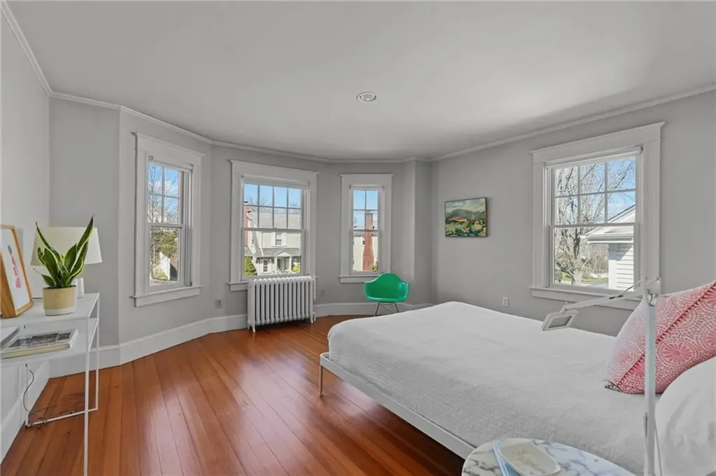 244 Gibbs Avenue Newport RI 02840
