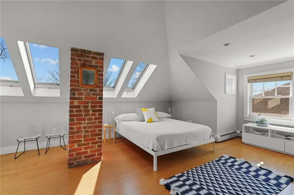244 Gibbs Avenue Newport RI 02840