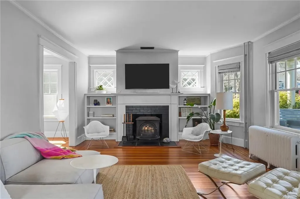 244 Gibbs Avenue Newport RI 02840