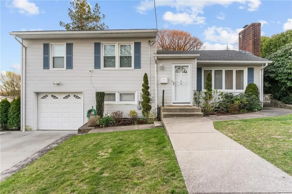 34 Bellevue Drive Cranston RI 02920