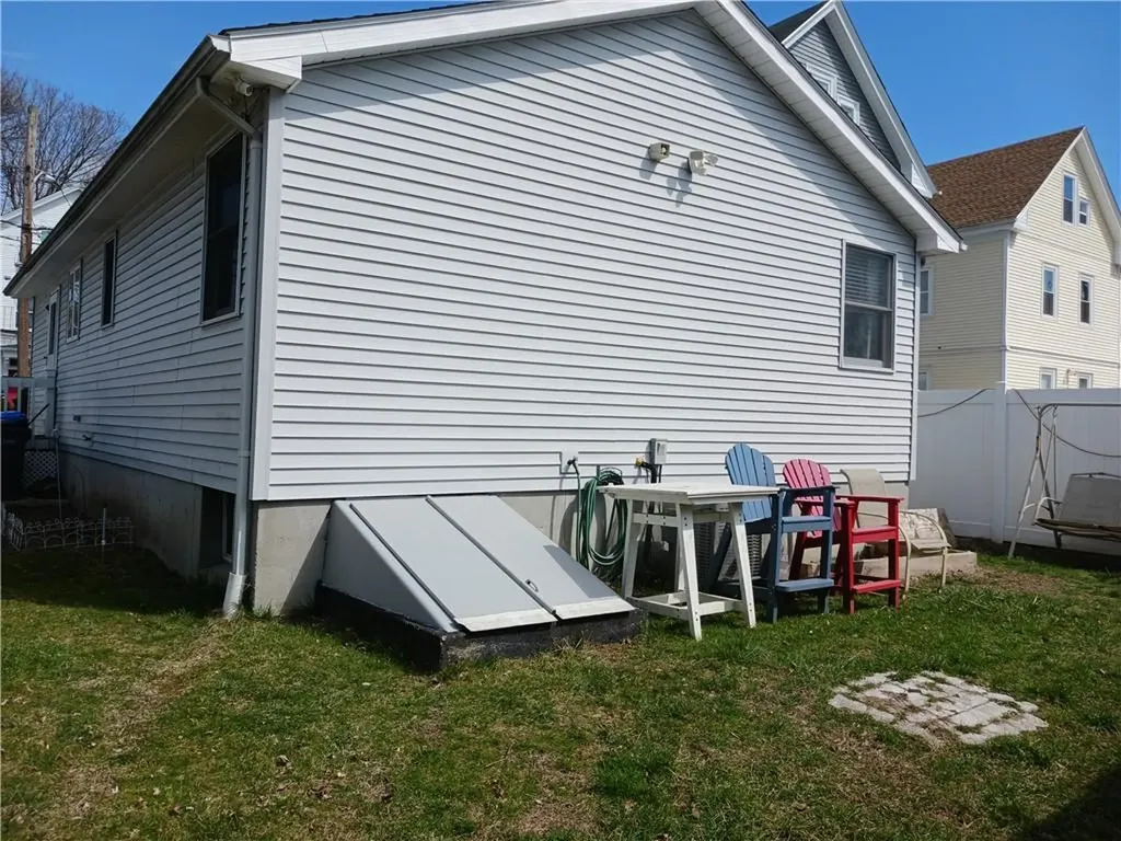 41 Barrows Street Providence RI 02909