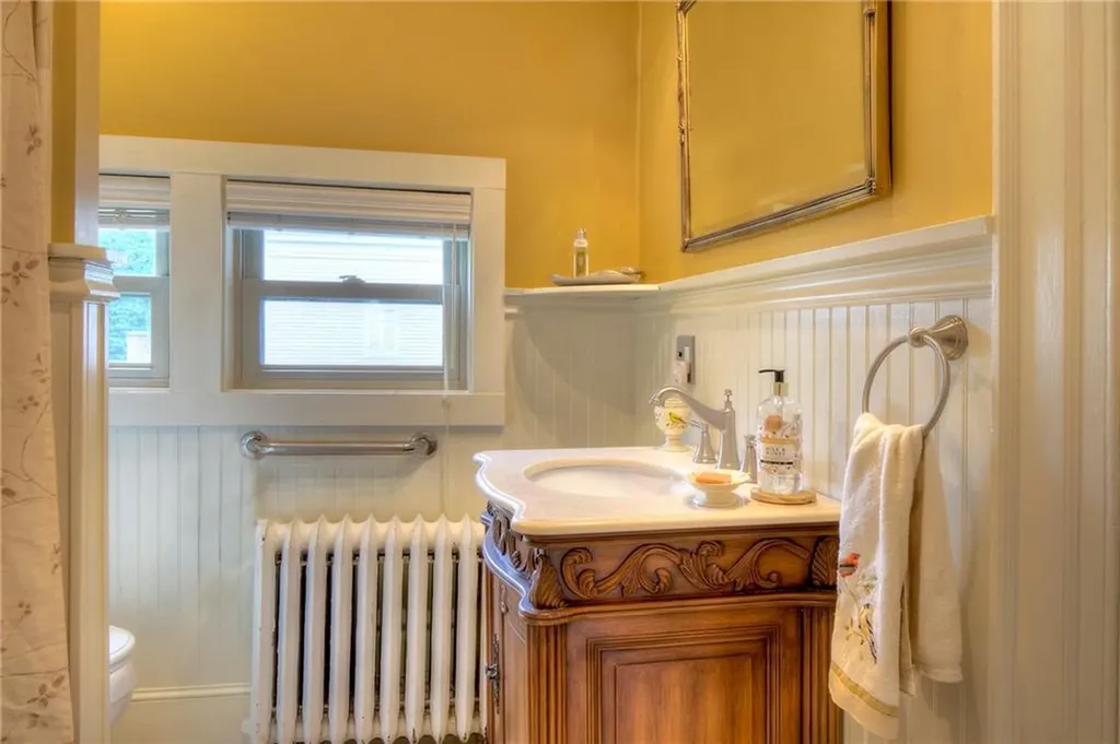 9 Kay Street Newport RI 02840