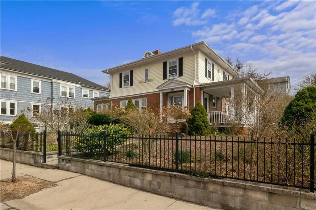 429 Charles Street Providence RI 02904
