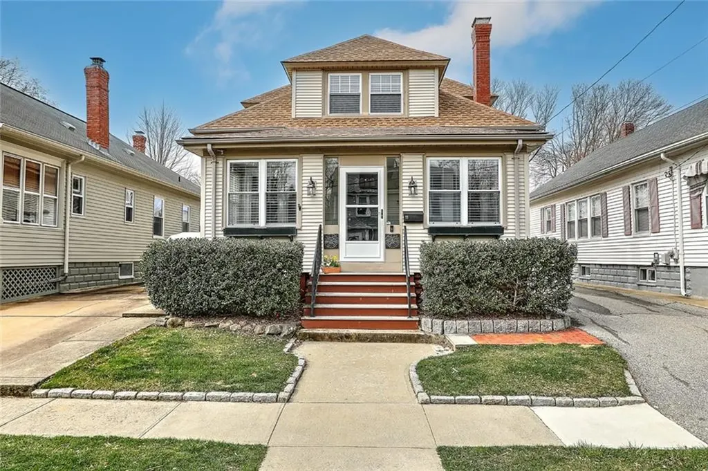 11 Anstis Street Cranston RI 02905