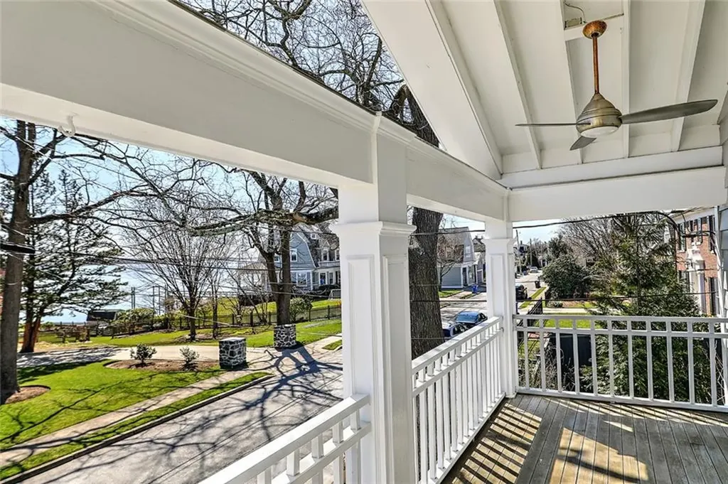 19 Seaview Avenue Cranston RI 02905