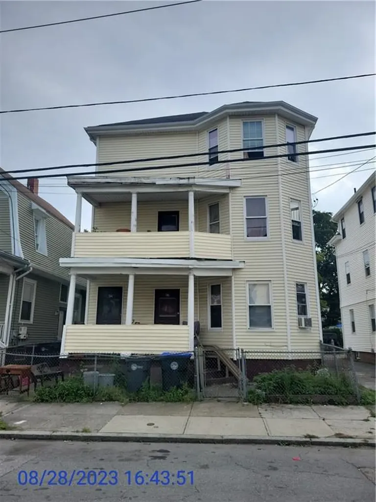 94 96 Althea Street Providence RI 02907