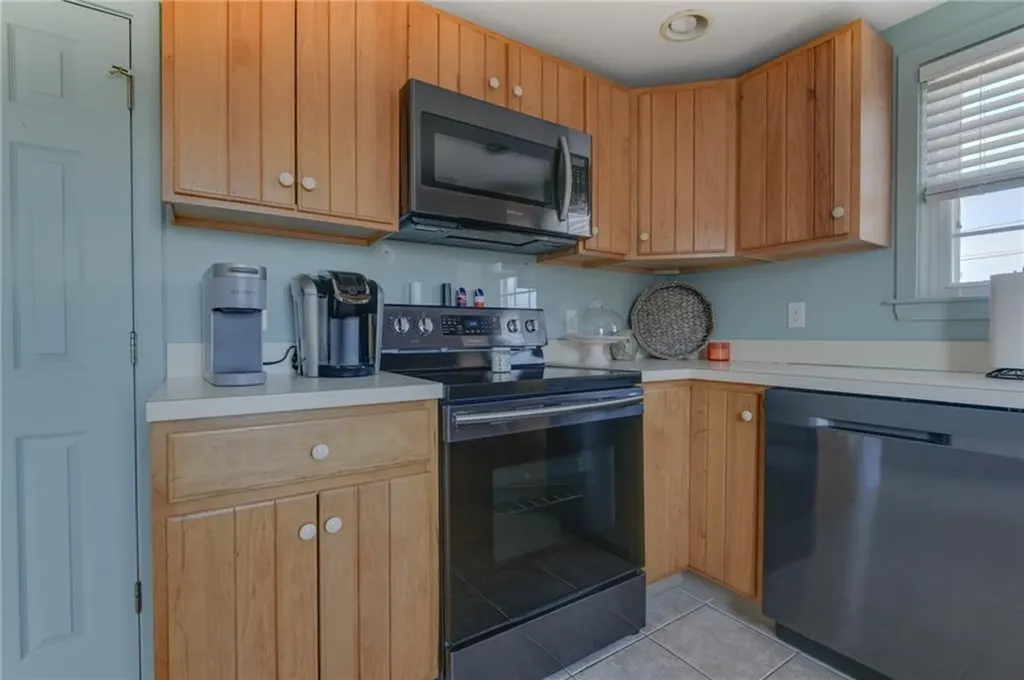 144 Sand Hill Cove Road Narragansett RI 02882