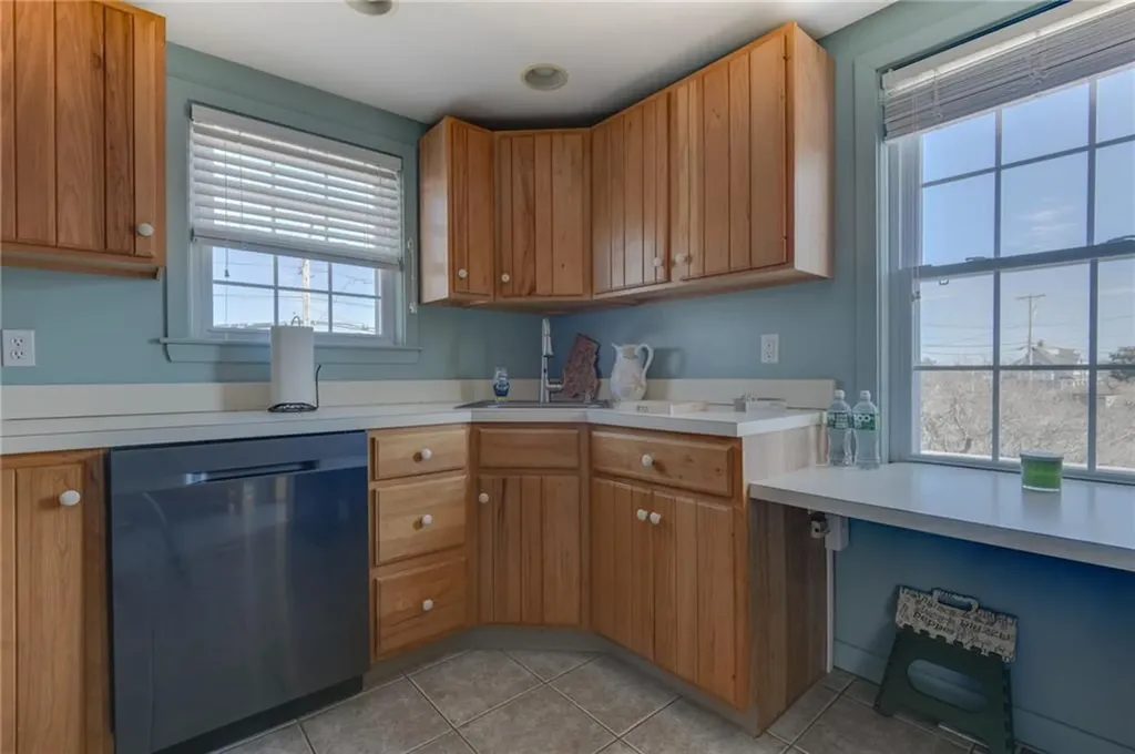 144 Sand Hill Cove Road Narragansett RI 02882