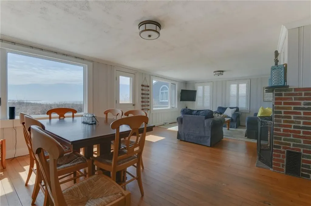 144 Sand Hill Cove Road Narragansett RI 02882