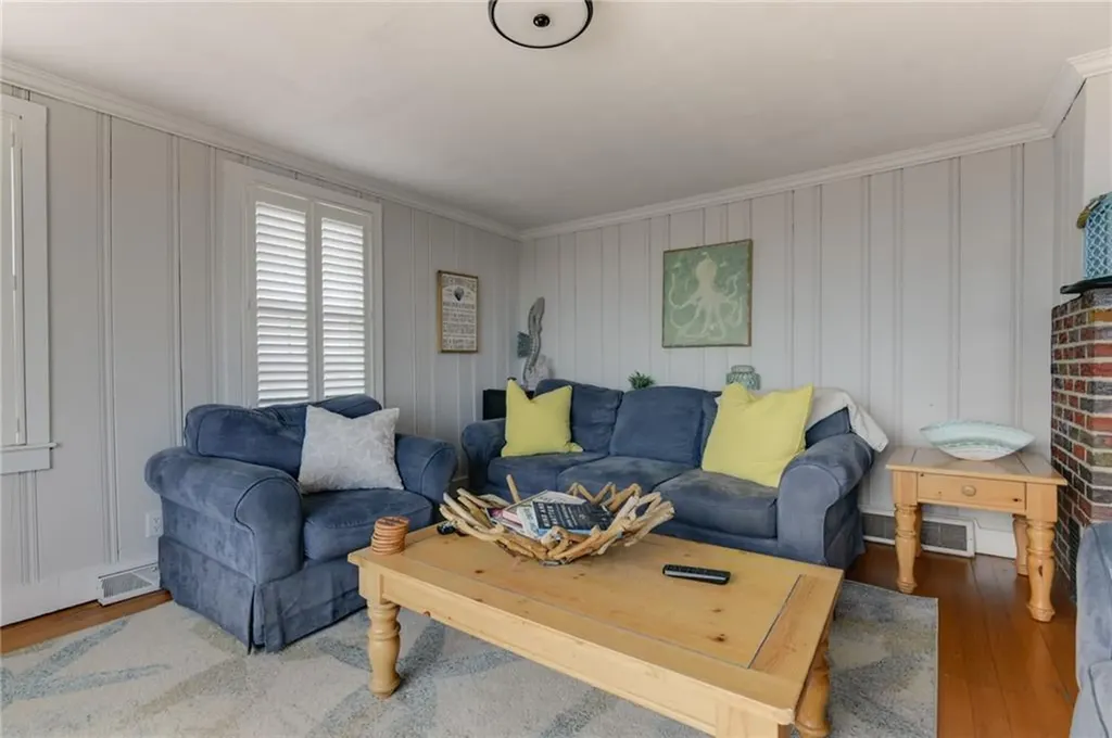 144 Sand Hill Cove Road Narragansett RI 02882