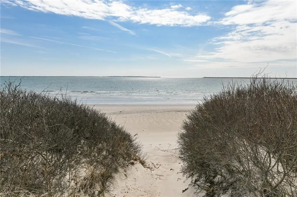 144 Sand Hill Cove Road Narragansett RI 02882