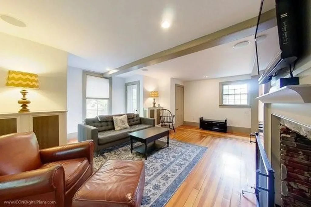 300 Broadway Newport RI 02840