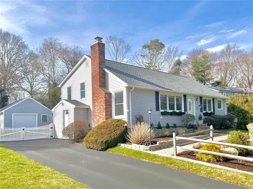 15 Salt Pond Road South Kingstown RI 02879