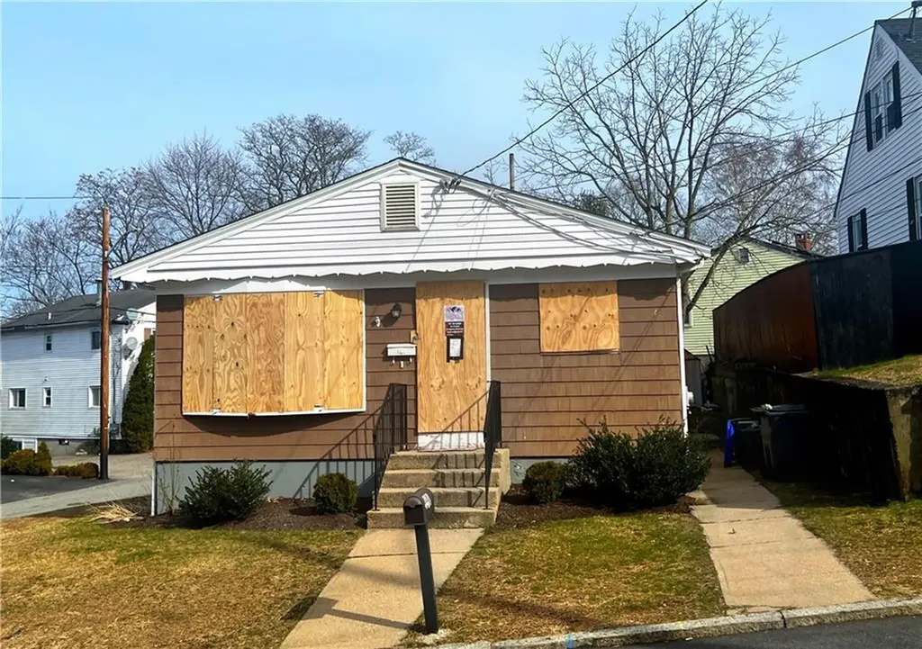 95 Wainwright Street Providence RI 02908