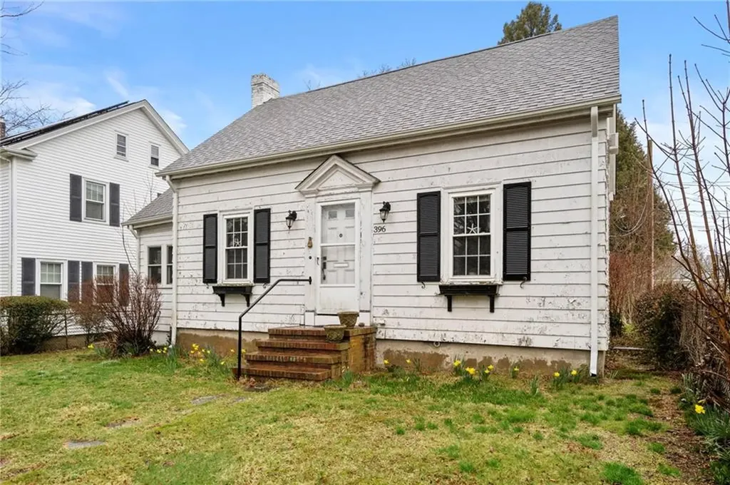 396 Broadway Newport RI 02840