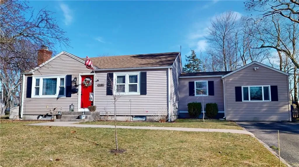 114 Claypool Drive Warwick RI 02886