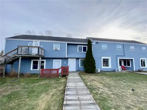 16 Clearview Avenue Portsmouth RI 02871