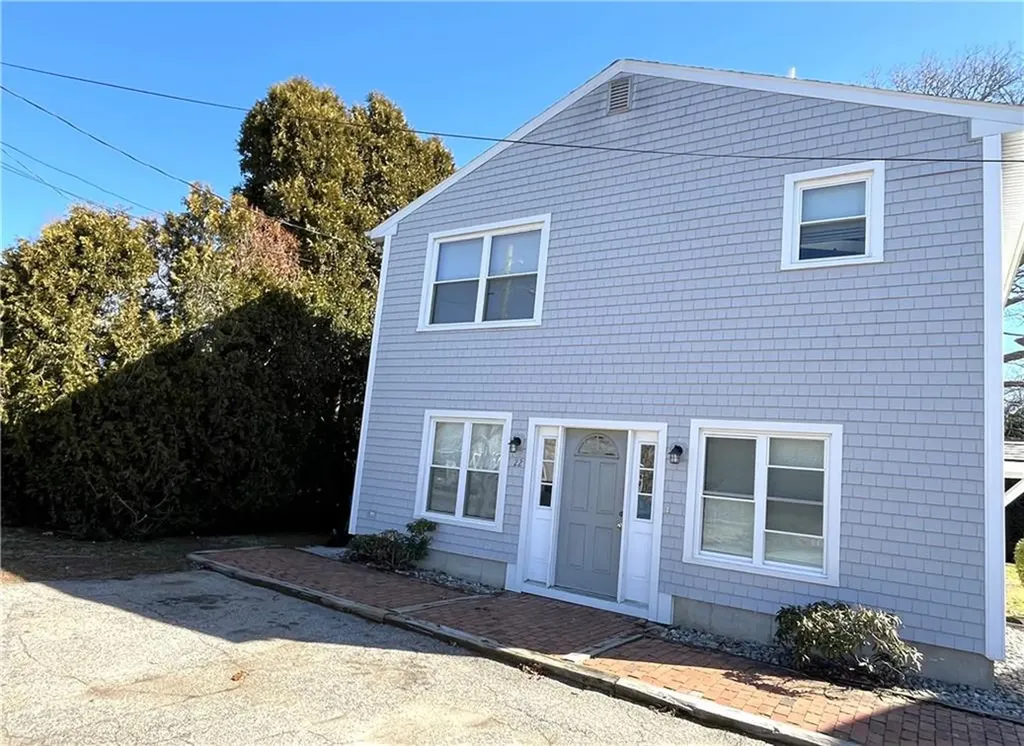 22 Wilson Drive Narragansett RI 02882