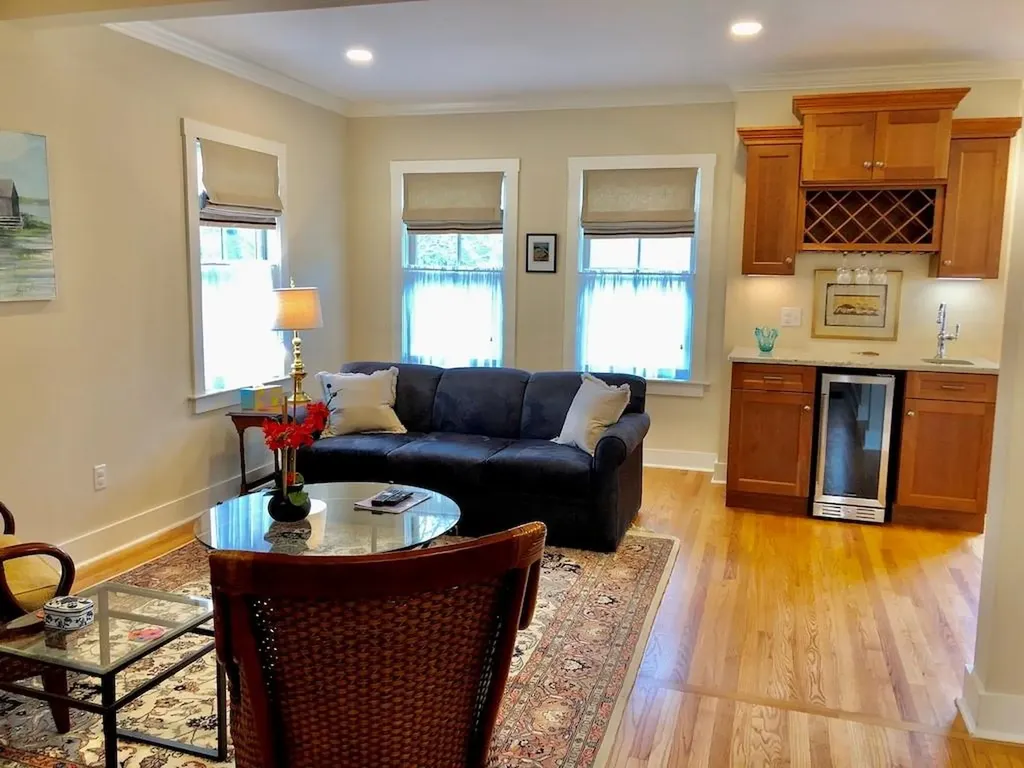 12 Howard Street Newport RI 02840