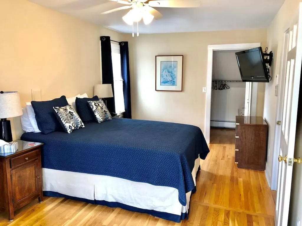 12 Howard Street Newport RI 02840