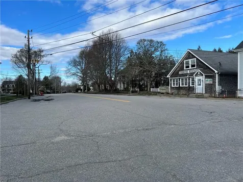 48 Commons Little Compton RI 02837