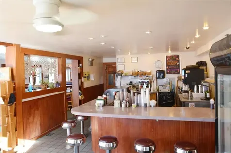 48 Commons Little Compton RI 02837