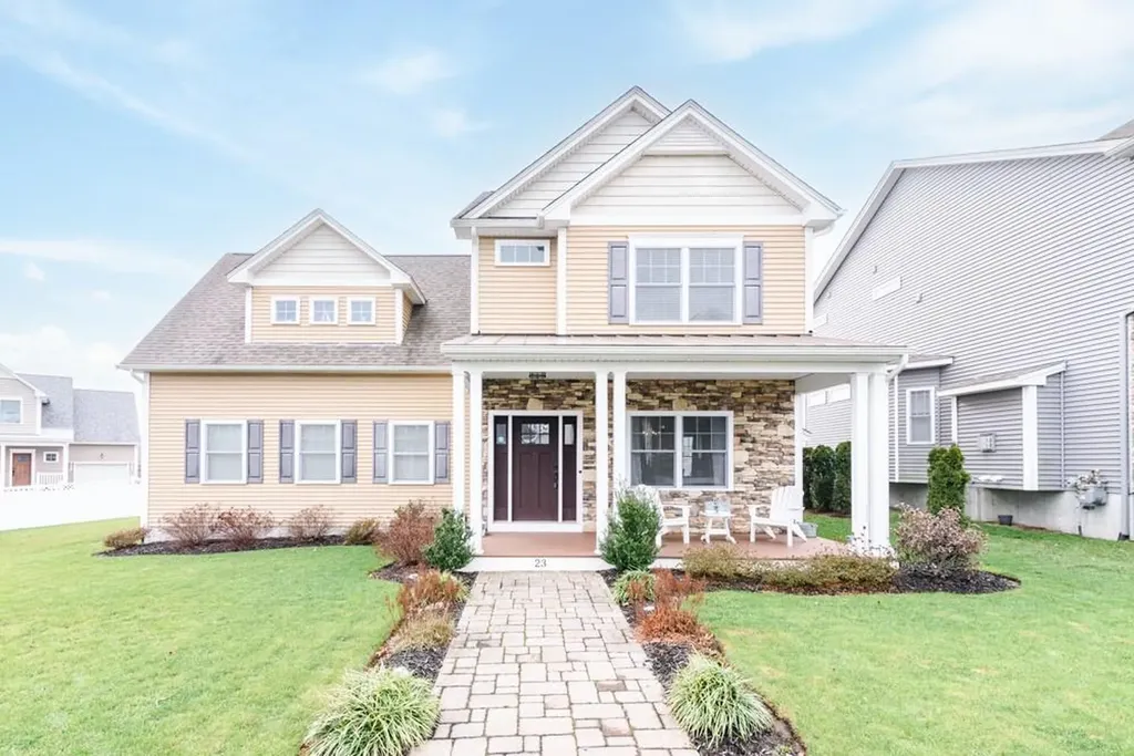 23 Morningside Drive North Kingstown RI 02852