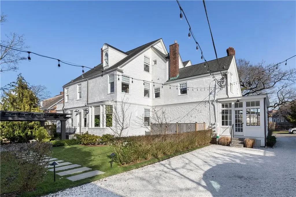 80 Kay Street Newport RI 02840