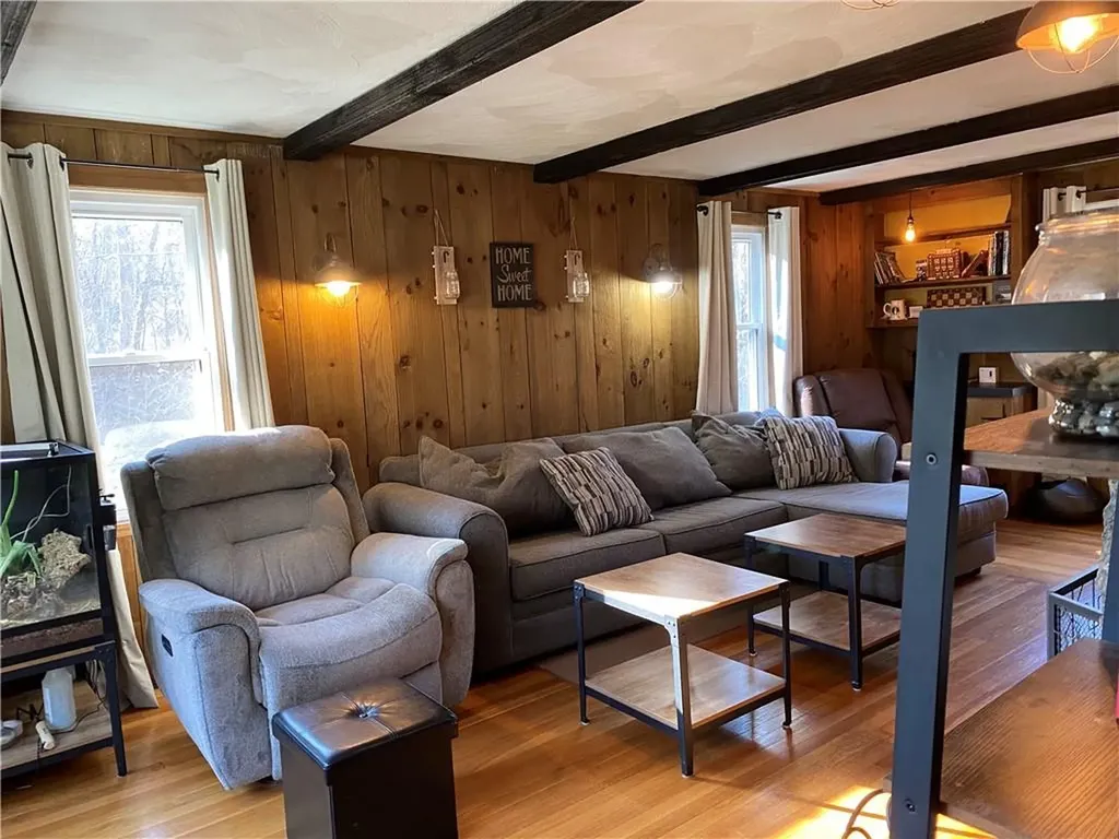 4 Old Greenville Road Johnston RI 02919
