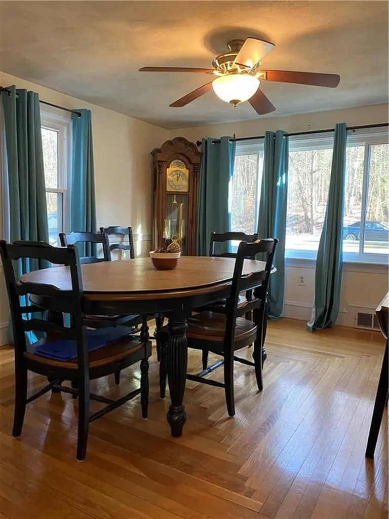 4 Old Greenville Road Johnston RI 02919