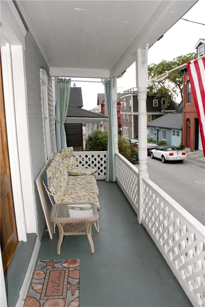 15 Young Street Newport RI 02840