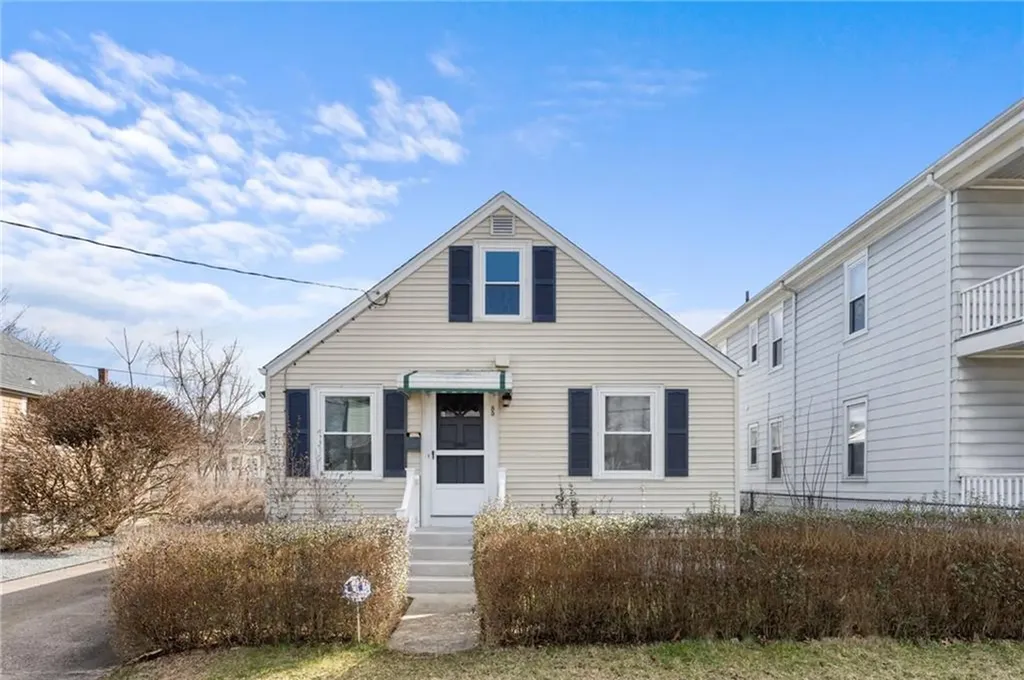 85 Rosemont Avenue Pawtucket RI 02861