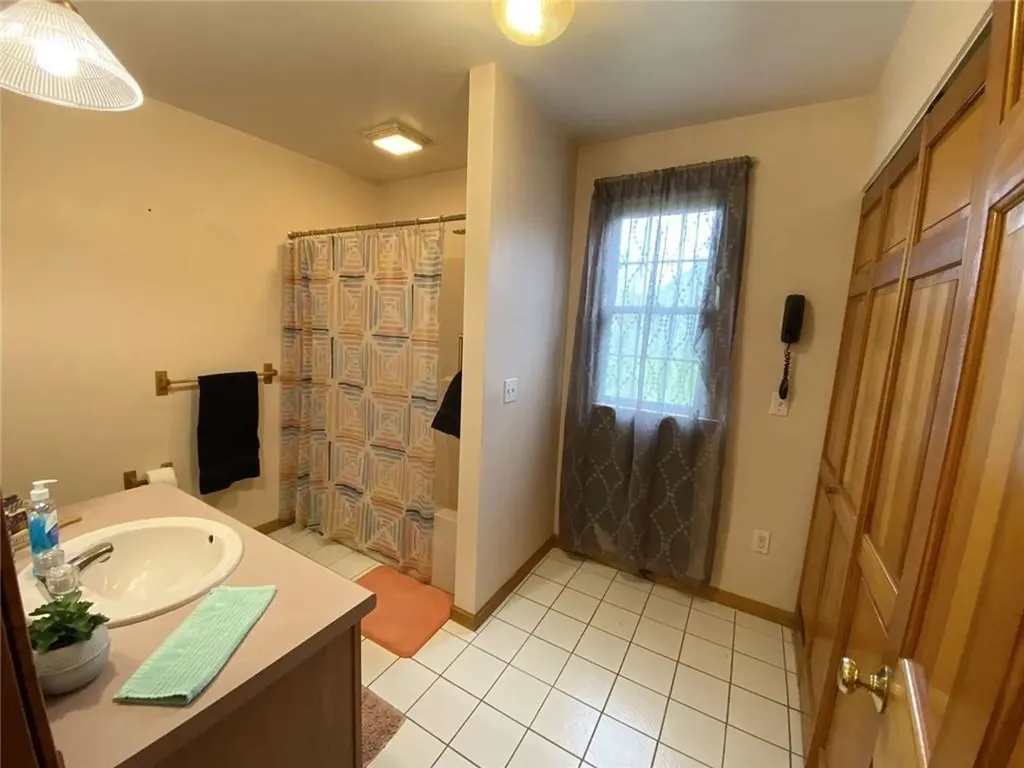 74 Crestview Drive Portsmouth RI 02871